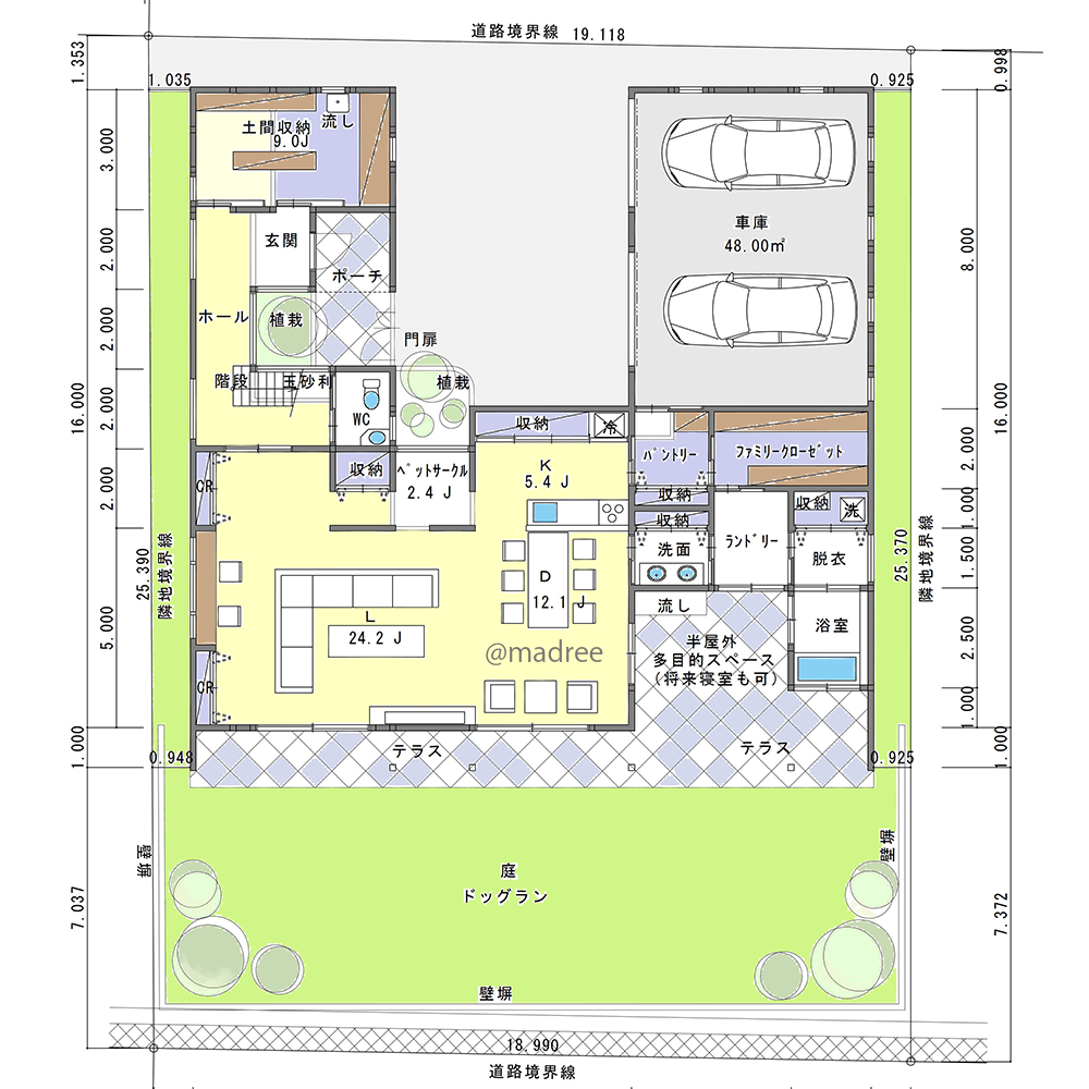 自然と集まる心地良い空間、LDKから広々ドッグラン望む家