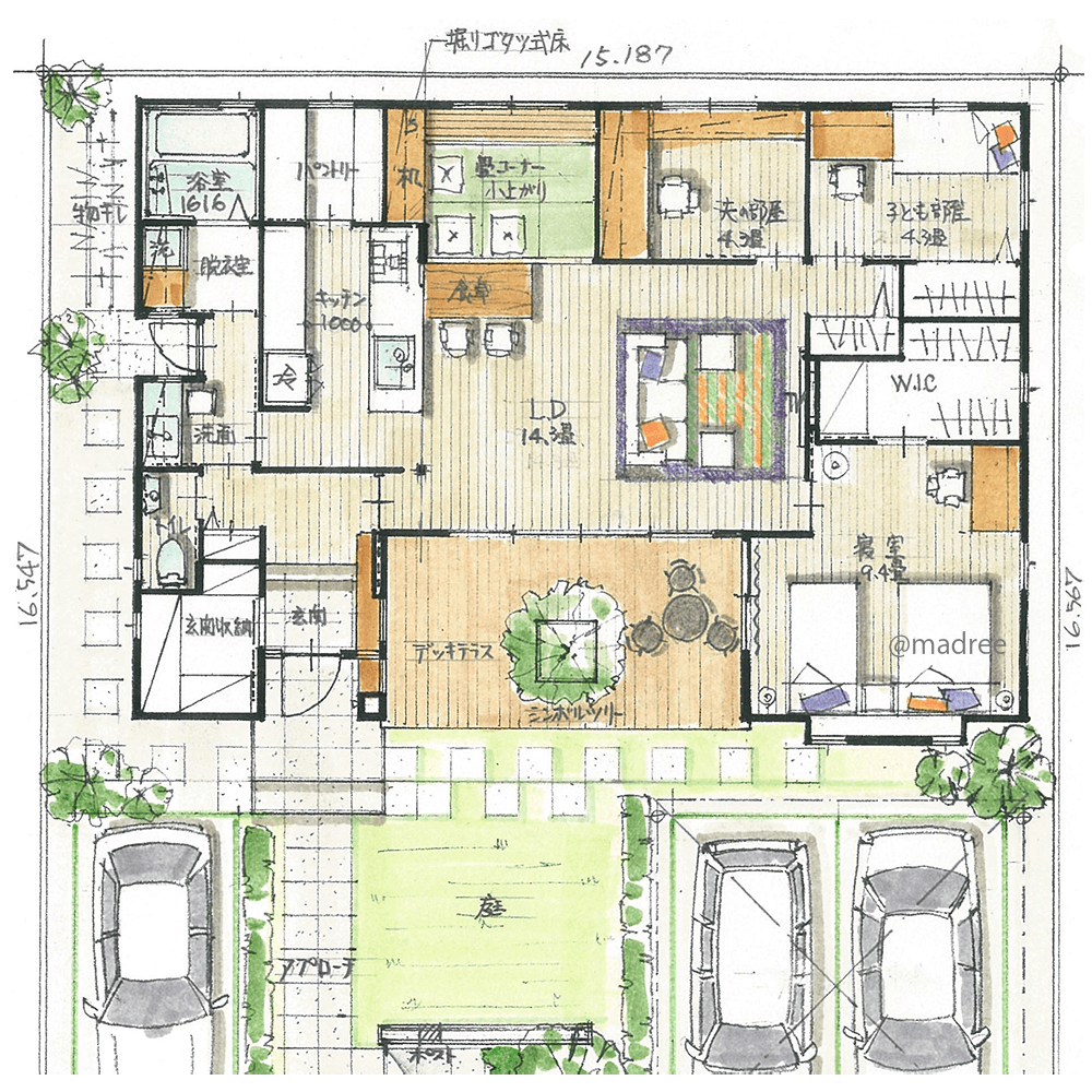 デッキの木陰で季節を楽しむ、LDKから伸びやかな開放感のある平屋