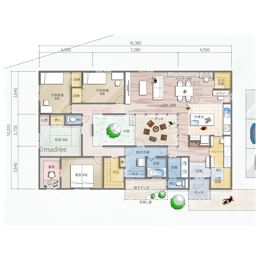中庭とアウトドアリビングを囲んだ、光と風が抜ける平屋