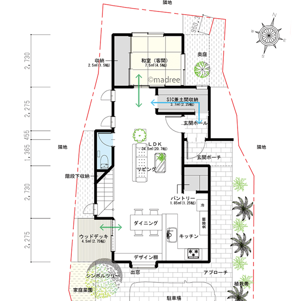 森の小道のような癒しの玄関アプローチ、中央玄関から2つの庭へ眺望の広がる家